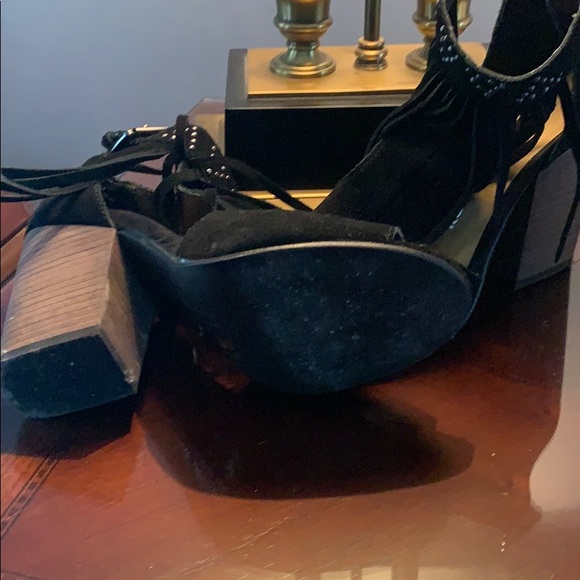 Chinese Laundry Fringe Booties - Picture 3 of 3